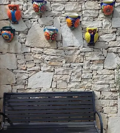 Saracino לינה וארוחת בוקר