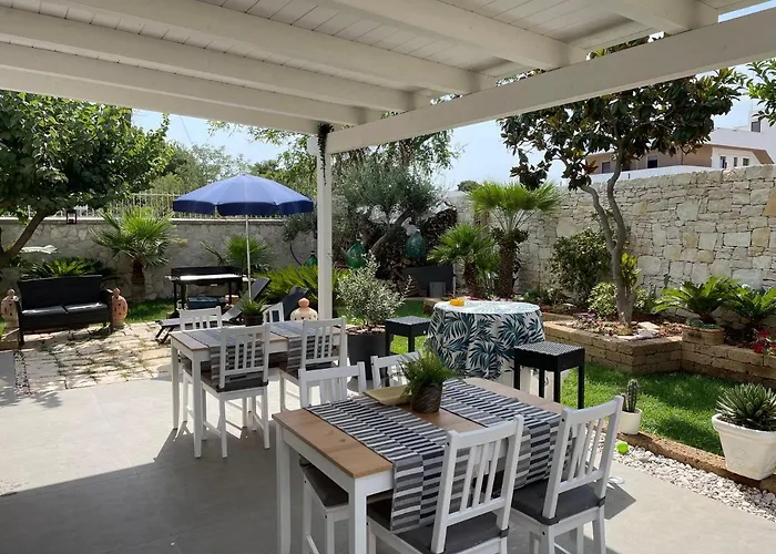 Saracino לינה וארוחת בוקר 3*